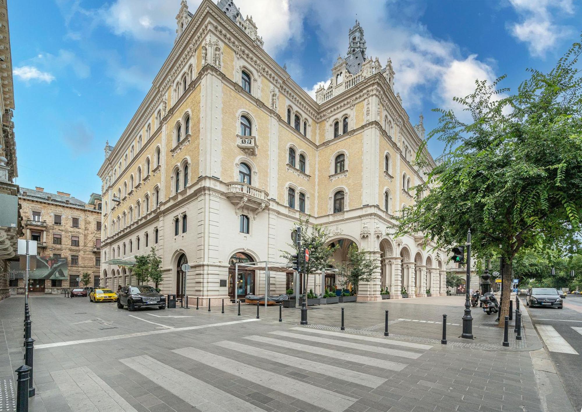 Andrassy 28, Next To Opera, Parking Lägenhet Budapest Exteriör bild